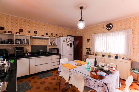 Casa para alugar com 550m², 3 quartos e 3 vagas Casa para alugar com 550m², 3 quartos e 3 vagasCozinha