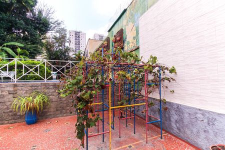 Casa para alugar com 550m², 3 quartos e 3 vagas Casa para alugar com 550m², 3 quartos e 3 vagasÁrea externa