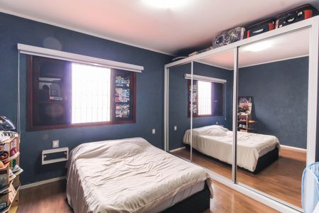Casa para alugar com 550m², 3 quartos e 3 vagas Casa para alugar com 550m², 3 quartos e 3 vagasQuarto 1