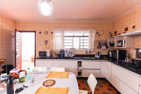 Casa para alugar com 550m², 3 quartos e 3 vagas Casa para alugar com 550m², 3 quartos e 3 vagasCozinha