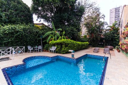 Casa para alugar com 550m², 3 quartos e 3 vagas Casa para alugar com 550m², 3 quartos e 3 vagasPiscina