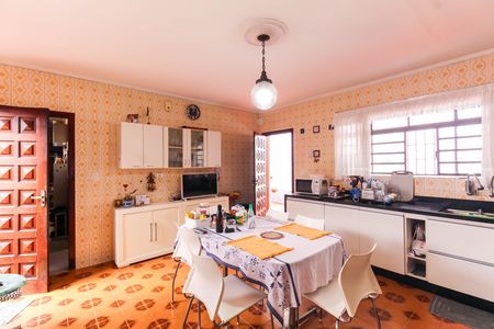 Casa para alugar com 550m², 3 quartos e 3 vagas Casa para alugar com 550m², 3 quartos e 3 vagasCozinha