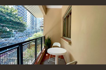 Casa para alugar com 180m², 4 quartos e 2 vagas Casa para alugar com 180m², 4 quartos e 2 vagasSacada do quarto