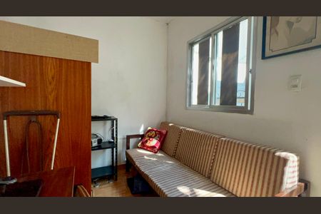 Casa para alugar com 180m², 4 quartos e 2 vagas Casa para alugar com 180m², 4 quartos e 2 vagasQuarto de Serviço