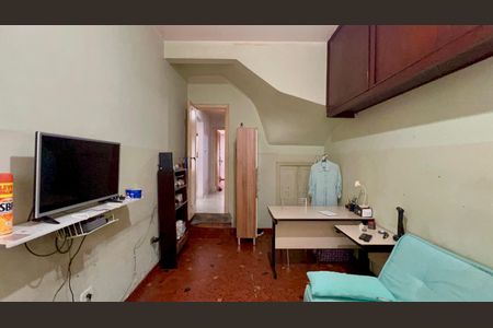 Casa para alugar com 180m², 4 quartos e 2 vagas Casa para alugar com 180m², 4 quartos e 2 vagasQuarto 1