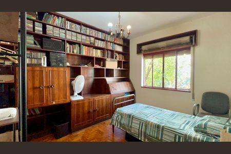Casa para alugar com 180m², 4 quartos e 2 vagas Casa para alugar com 180m², 4 quartos e 2 vagasQuarto 3