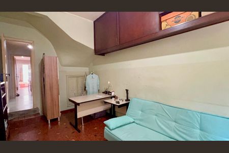 Casa para alugar com 180m², 4 quartos e 2 vagas Casa para alugar com 180m², 4 quartos e 2 vagasQuarto 1