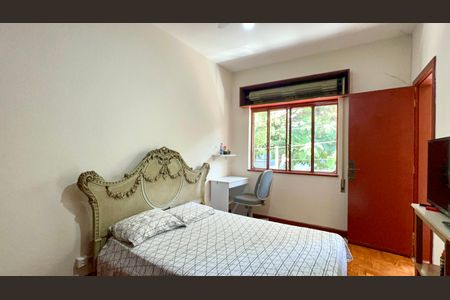 Casa para alugar com 180m², 4 quartos e 2 vagas Casa para alugar com 180m², 4 quartos e 2 vagasQuarto 1