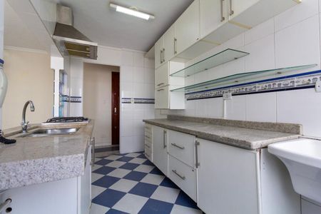 Apartamento à venda com 100m², 2 quartos e 2 vagas Apartamento à venda com 100m², 2 quartos e 2 vagasCozinha e Área de Serviço