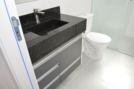 Apartamento para alugar com 81m², 2 quartos e 1 vagaBanheiro da Suíte