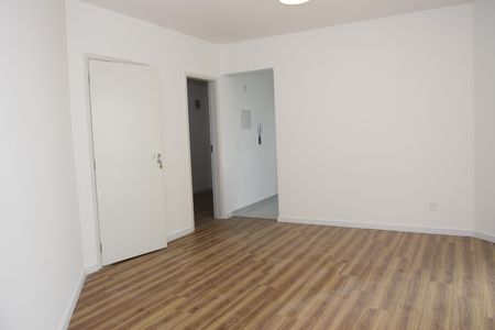 Apartamento para alugar com 81m², 2 quartos e 1 vagaSala