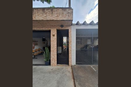 Casa para alugar com 70m², 1 quarto e sem vagaFachada
