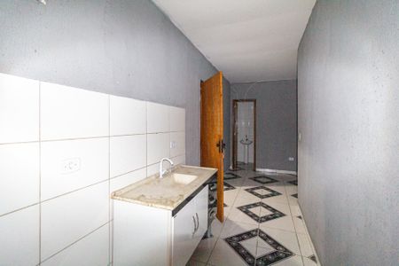 Cozinha de casa para alugar com 1 quarto, 50m² em Parque Santa Teresa, Carapicuíba