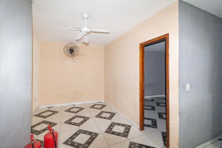 Sala de casa para alugar com 1 quarto, 50m² em Parque Santa Teresa, Carapicuíba