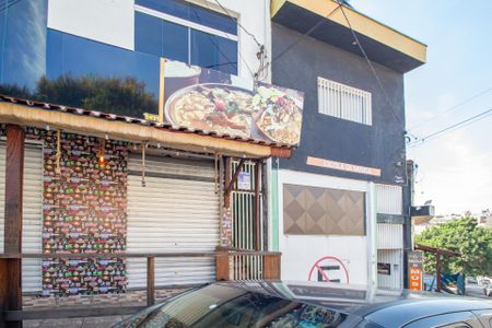 Casa para alugar com 50m², 1 quarto e sem vaga Casa para alugar com 50m², 1 quarto e sem vagaFachada