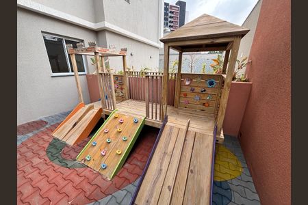 Apartamento à venda com 40m², 2 quartos e sem vagaÁrea comum - Playground