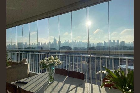 Apartamento à venda com 149m², 3 quartos e 3 vagasVaranda