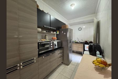 Cozinha de casa à venda com 2 quartos, 52m² em Padroeira, Osasco