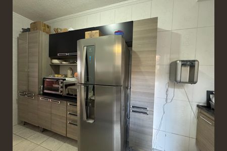 Cozinha de casa à venda com 2 quartos, 52m² em Padroeira, Osasco