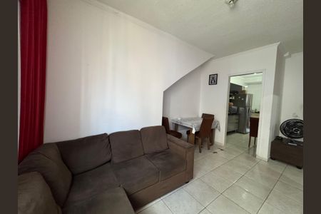 Casa à venda com 52m², 2 quartos e 1 vagaSala