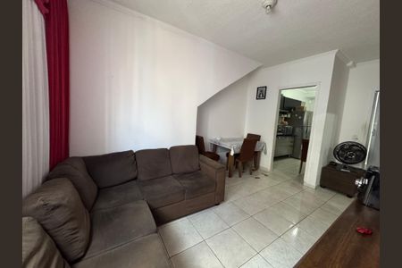 Casa à venda com 52m², 2 quartos e 1 vagaSala