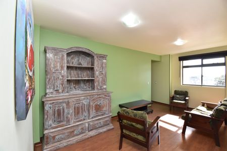 Sala de apartamento para alugar com 3 quartos, 51m² em Santa Cândida, Curitiba