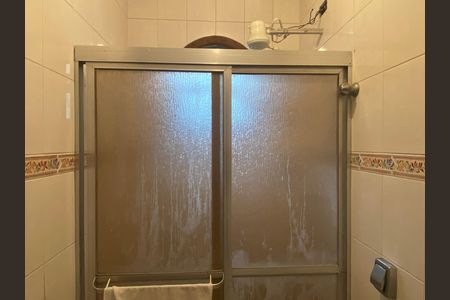 Casa à venda com 500m², 2 quartos e 6 vagasBanheiro da Suíte