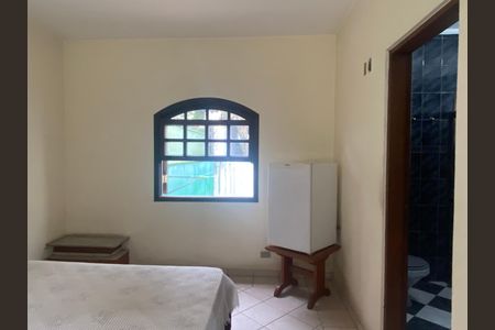 Casa à venda com 500m², 2 quartos e 6 vagasSuíte 2