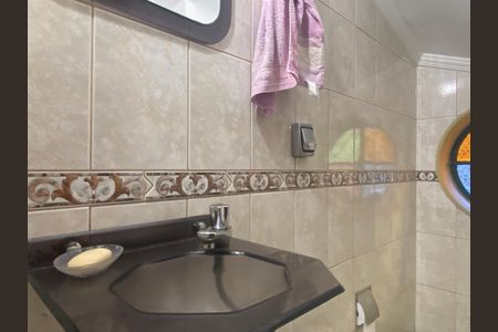 Casa à venda com 500m², 2 quartos e 6 vagasLavabo