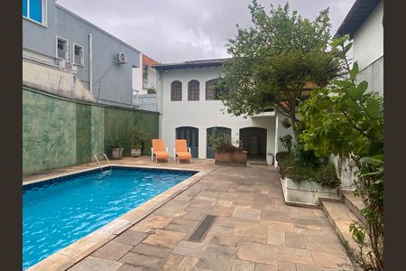 Casa à venda com 500m², 2 quartos e 6 vagasÁrea comum