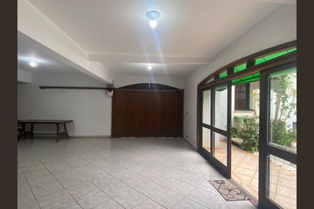 Casa à venda com 500m², 2 quartos e 6 vagasÁrea comum