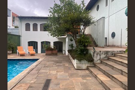 Casa à venda com 500m², 2 quartos e 6 vagasÁrea comum