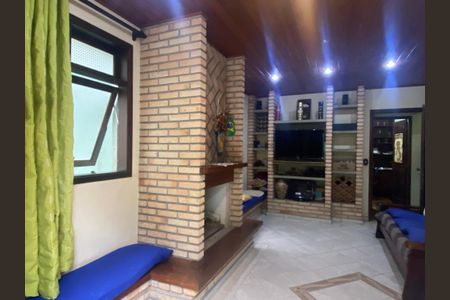 Casa à venda com 500m², 2 quartos e 6 vagasSala 2