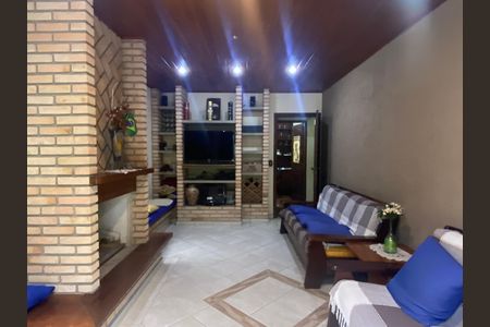 Casa à venda com 500m², 2 quartos e 6 vagasSala 2