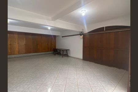 Casa à venda com 500m², 2 quartos e 6 vagasÁrea comum