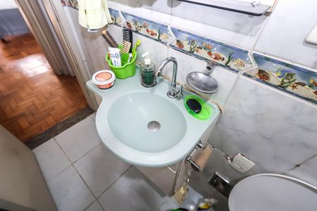 Apartamento à venda com 84m², 2 quartos e sem vagaBanheiro