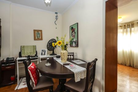 Apartamento à venda com 84m², 2 quartos e sem vagaSala