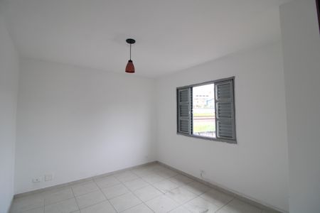 Quarto 1 de casa para alugar com 2 quartos, 67m² em Interlagos, São Paulo