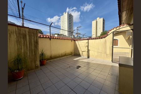 Casa para alugar com 480m², 5 quartos e 4 vagas Casa para alugar com 480m², 5 quartos e 4 vagasQuintal