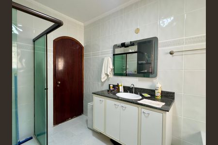 Casa para alugar com 480m², 5 quartos e 4 vagas Casa para alugar com 480m², 5 quartos e 4 vagasBanheiro 4