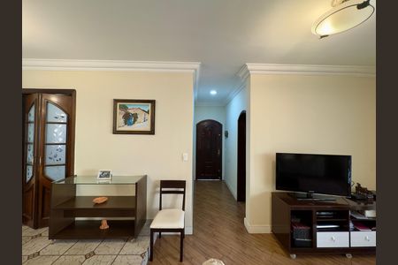 Casa para alugar com 480m², 5 quartos e 4 vagas Casa para alugar com 480m², 5 quartos e 4 vagasSala