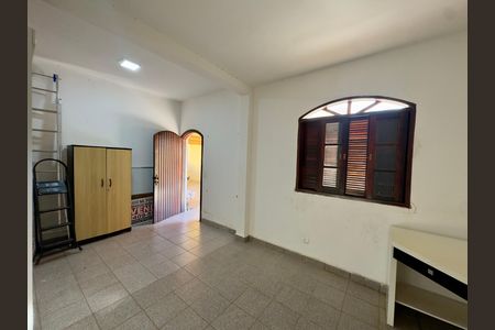 Casa para alugar com 480m², 5 quartos e 4 vagas Casa para alugar com 480m², 5 quartos e 4 vagasDepósito
