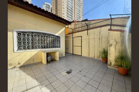 Casa para alugar com 480m², 5 quartos e 4 vagas Casa para alugar com 480m², 5 quartos e 4 vagasQuintal