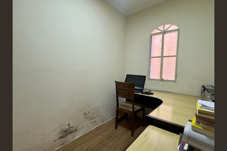 Casa para alugar com 480m², 5 quartos e 4 vagas Casa para alugar com 480m², 5 quartos e 4 vagasQuarto 4