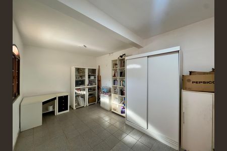 Casa para alugar com 480m², 5 quartos e 4 vagas Casa para alugar com 480m², 5 quartos e 4 vagasDepósito