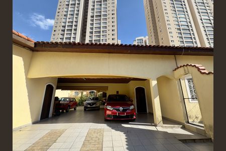 Casa para alugar com 480m², 5 quartos e 4 vagas Casa para alugar com 480m², 5 quartos e 4 vagasGaragem