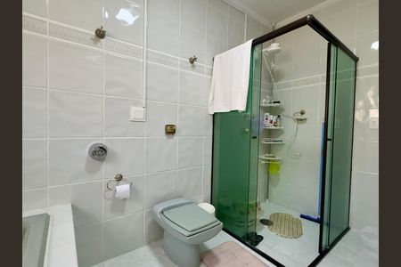 Casa para alugar com 480m², 5 quartos e 4 vagas Casa para alugar com 480m², 5 quartos e 4 vagasBanheiro 4