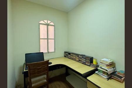 Casa para alugar com 480m², 5 quartos e 4 vagas Casa para alugar com 480m², 5 quartos e 4 vagasQuarto 4