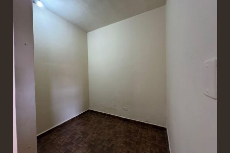 Casa para alugar com 60m², 2 quartos e sem vagaQuarto