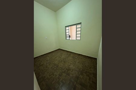 Casa para alugar com 60m², 2 quartos e sem vagaQuarto 
